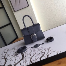 델보 브리앙 박스 GM 백 무광 블랙